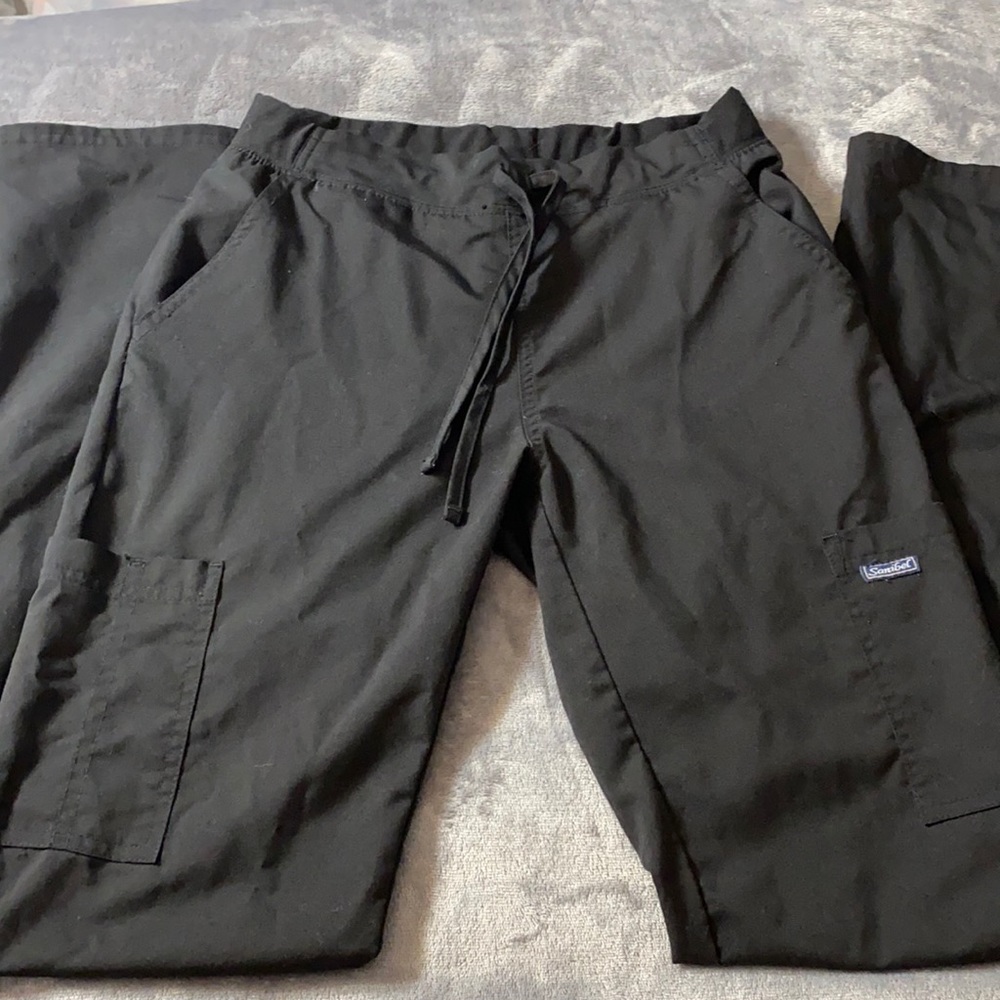 Straight leg scrub pants